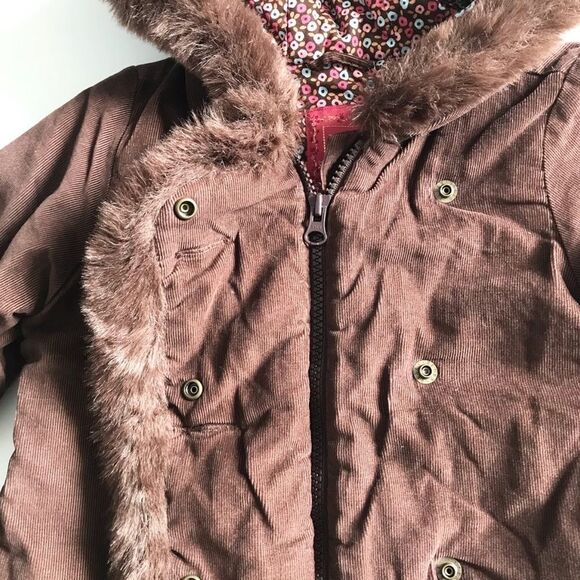 Babygap Braden corduroy faux fur trimmed jacket EUC 4T - Picture 4 of 7